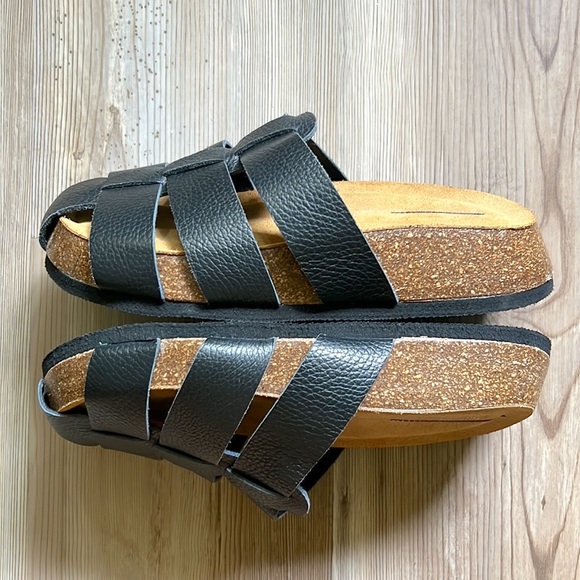 INTENTIONALLY BLANK Raft Fisherman Sandal Black New - Picture 8 of 16